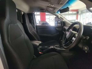 Isuzu D-MAX 1.9 Ddi LS 4X4 automatic S/C - Image 11