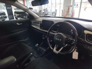 Kia RIO 1.4 LX 5-Door - Image 8