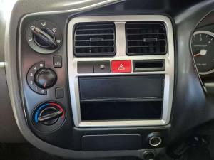Hyundai H100 2.6DD/S - Image 20