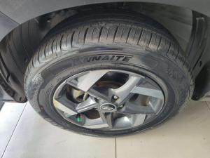 Hyundai Venue 1.0 Tgdi Fluid - Image 13