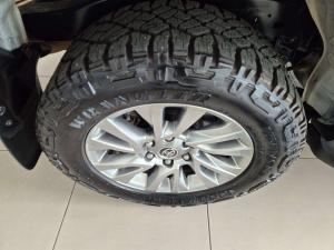Toyota Fortuner 2.8GD-6 Raised Body automatic - Image 13