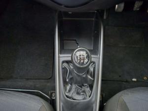 Toyota Starlet 1.4 Xi - Image 19