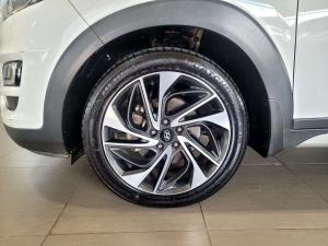 Hyundai Tucson 2.0 Elite automatic - Image 10