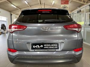 Hyundai Tucson 2.0 Elite automatic - Image 4