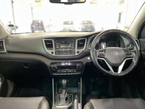 Hyundai Tucson 2.0 Elite automatic - Image 7