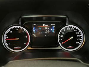 Isuzu D-MAX 3.0 Ddi V-CROSS HR automatic D/C - Image 14