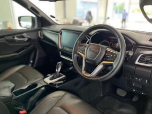 Isuzu D-MAX 3.0 Ddi V-CROSS HR automatic D/C - Image 8