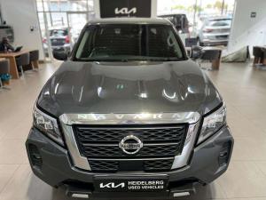 Nissan Navara 2.5DDTI LE/LE Plus automatic D/C - Image 2