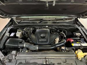 Nissan Navara 2.5DDTI LE/LE Plus automatic D/C - Image 9