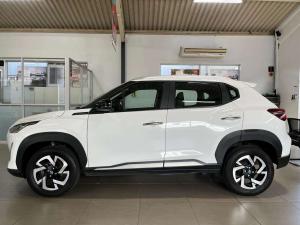 Nissan Magnite 1.0T Acenta CVT - Image 3