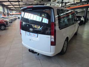 Hyundai Staria 2.2D Executive automatic - Image 6