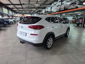 Hyundai Tucson 2.0 Premium automatic - Image 6