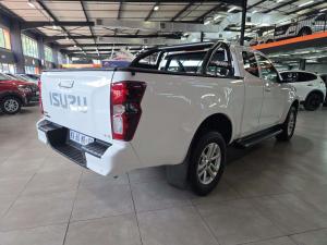Isuzu D-MAX 1.9 Ddi HR LS automatic E-CAB - Image 6