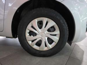 Suzuki Swift 1.2 GL AMT - Image 9