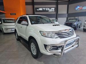 Toyota Fortuner 3.0D-4D Raised Body automatic - Image 3