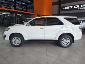 Toyota Fortuner 3.0D-4D Raised Body automatic - Image 4