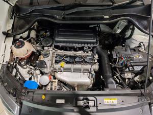 Volkswagen Polo Vivo 1.4 Comfortline - Image 12