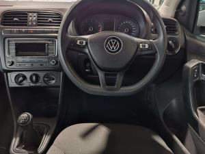 Volkswagen Polo Vivo 1.4 Comfortline - Image 16