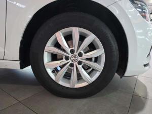 Volkswagen Polo 1.0 TSI Comfortline - Image 10