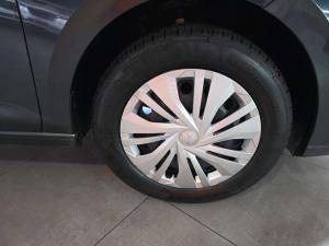 Volkswagen Polo 1.6 - Image 10