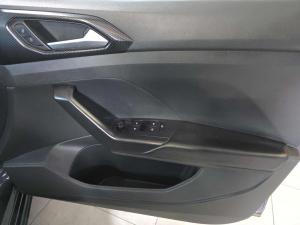 Volkswagen T-CROSS 1.0 TSI Comfortline - Image 16