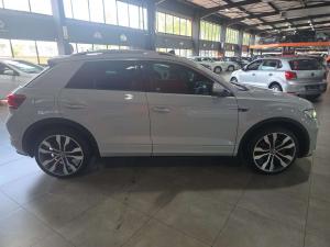 Volkswagen T-ROC 2.0 TSI 4M R-LINE DSG - Image 5