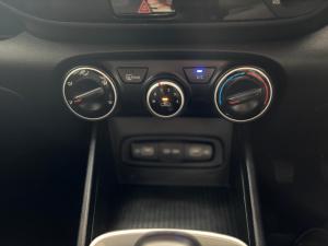 Hyundai Venue 1.0 Tgdi Motion - Image 18