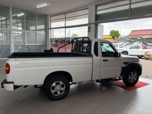 Mahindra PIK UP 2.2 Mhawk S4 4X4S/C - Image 6