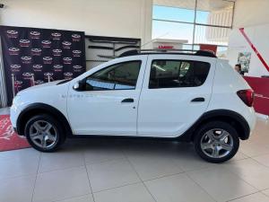 Renault Sandero 900T Stepway Expression - Image 3