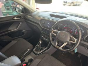 Volkswagen T-CROSS 1.0 TSI Comfortline DSG - Image 12