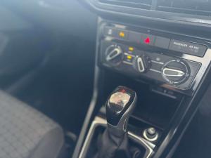 Volkswagen T-CROSS 1.0 TSI Comfortline DSG - Image 17