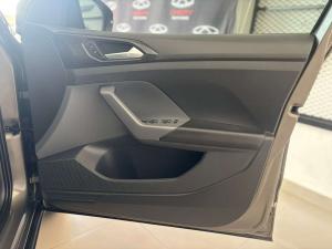 Volkswagen T-CROSS 1.0 TSI Comfortline DSG - Image 20