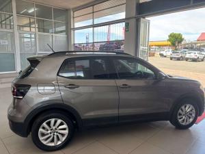 Volkswagen T-CROSS 1.0 TSI Comfortline DSG - Image 5