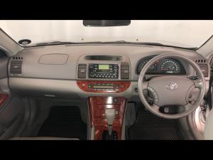 Toyota Camry 2.4 GLi - Image 6