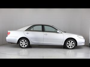 Toyota Camry 2.4 GLi - Image 3
