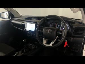 Toyota Hilux 2.4GD-6 single cab Raider manual - Image 6