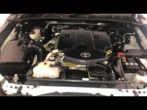 Toyota Hilux 2.4GD-6 single cab Raider manual - Image 14