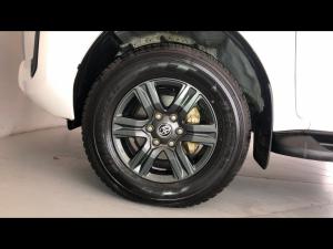 Toyota Hilux 2.4GD-6 single cab Raider manual - Image 18