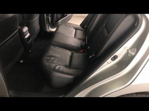 Toyota Corolla 1.8 Prestige - Image 11