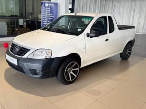 Nissan NP200 1.6i safety pack (aircon) - Image 3