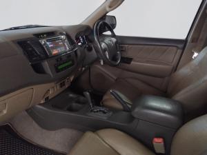 Toyota Fortuner 4.0 V6 Heritage RB automatic - Image 3