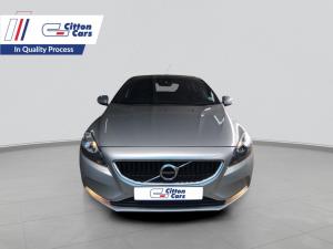 Volvo V40 T3 Kinetic - Image 2