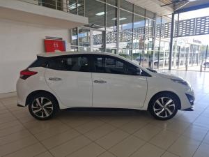 Toyota Yaris 1.5 S - Image 3