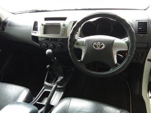 Toyota Hilux 3.0D-4D Xtra cab 4x4 Raider Legend 45 - Image 6