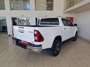 Toyota Hilux 2.8GD-6 double cab 4x4 Raider auto - Image 2
