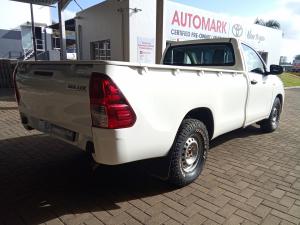 Toyota Hilux 2.4GD (aircon) - Image 2