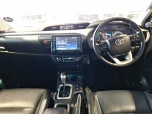 Toyota Hilux 2.8GD-6 double cab Raider auto - Image 6