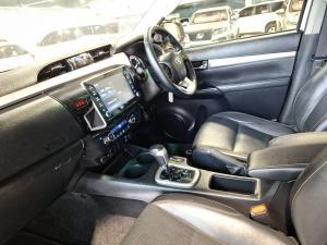 Toyota Hilux 2.8GD-6 double cab Raider auto - Image 7