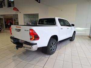Toyota Hilux 2.8GD-6 double cab Raider auto - Image 2
