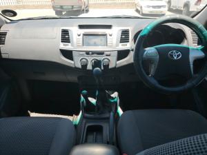 Toyota Hilux 3.0D-4D Xtra cab 4x4 Raider Dakar edition - Image 6
